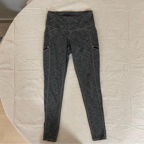 Athleta Leggings XS Heather DrifterGrey Zip Pockets Gently Worn Versatile - Picture 4 of 11